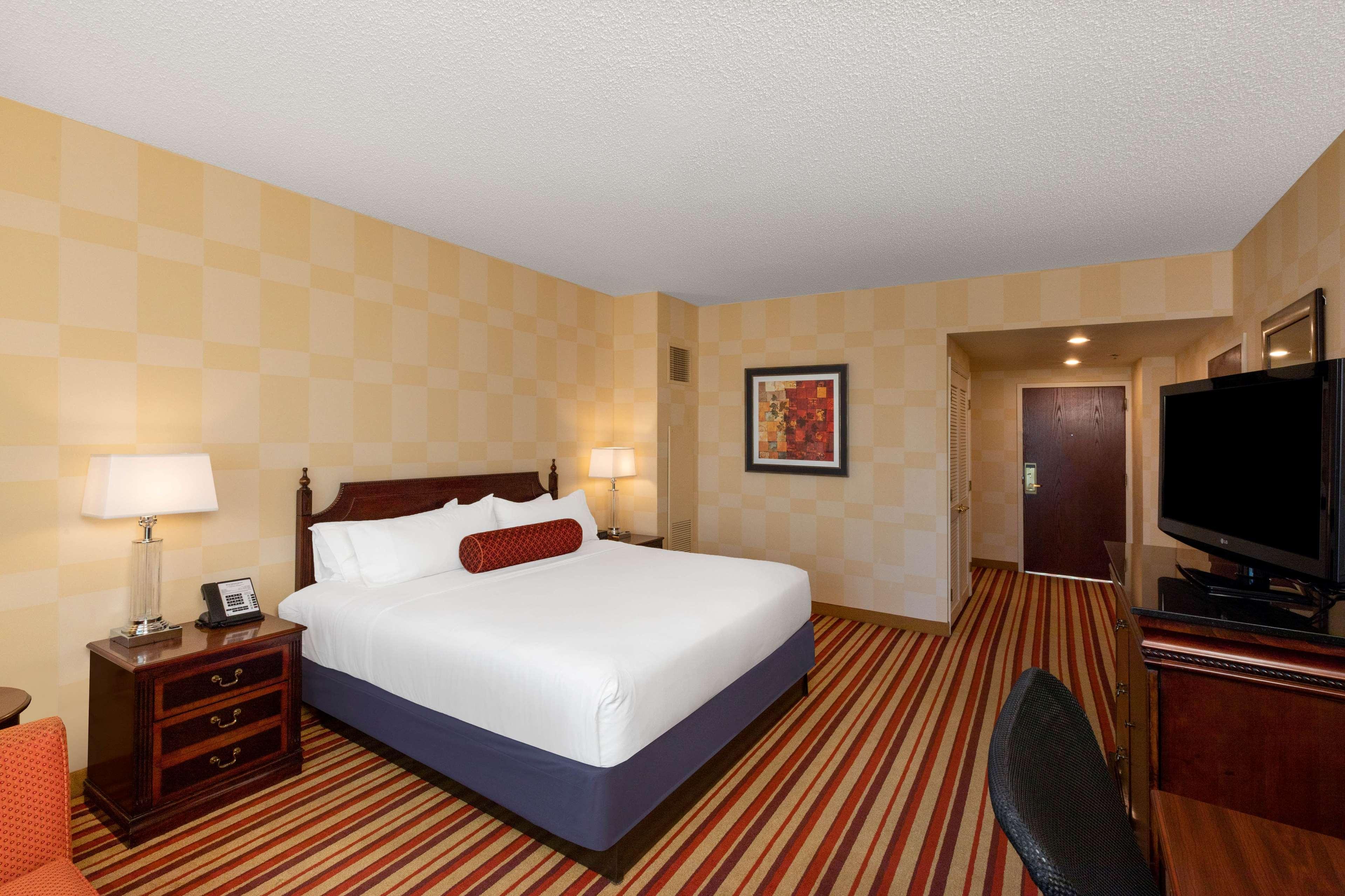 Hotel Wyndham Grand Downtown Oklahoma City