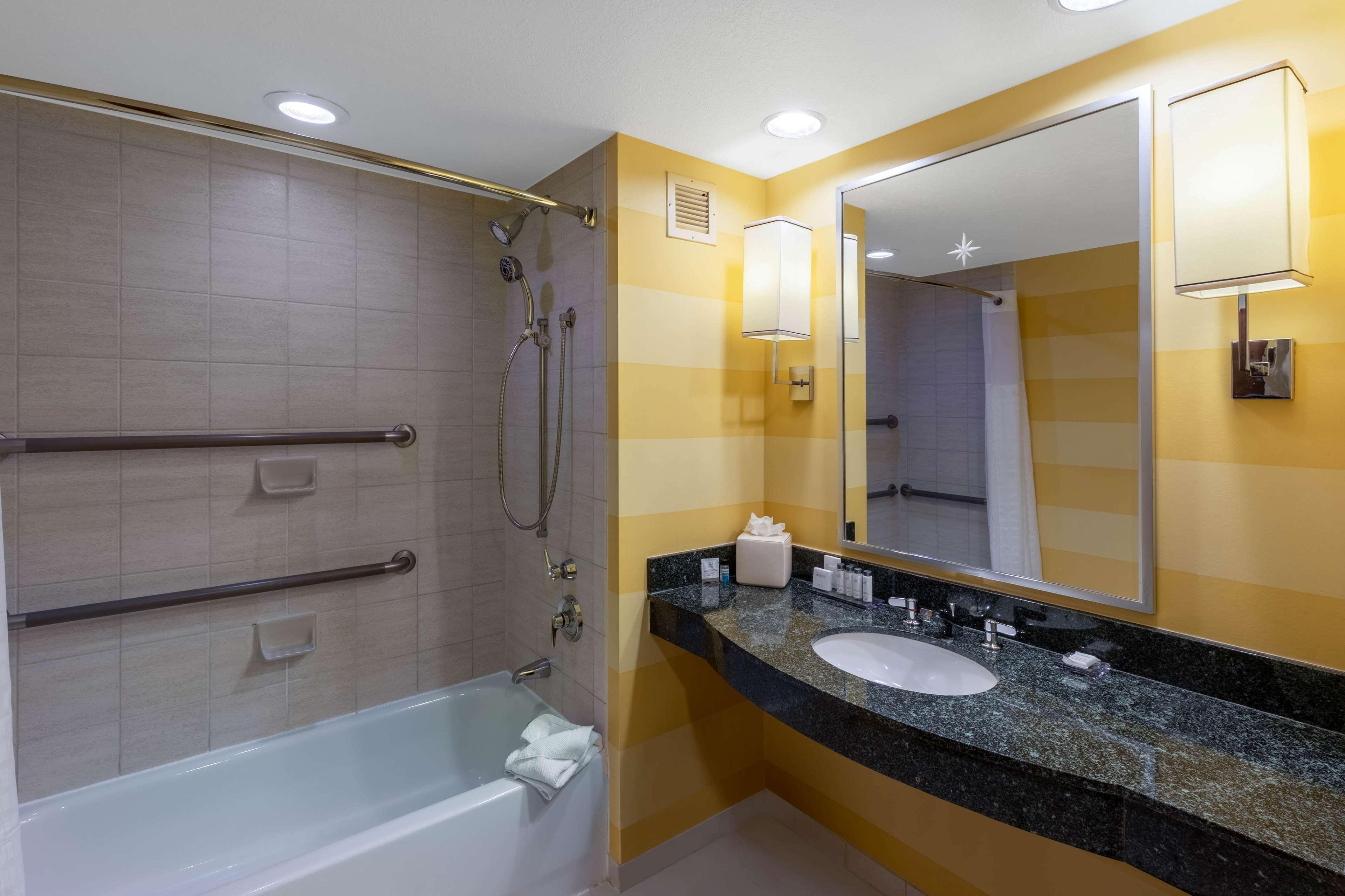 Wyndham Grand Downtown Hotel Oklahoma City