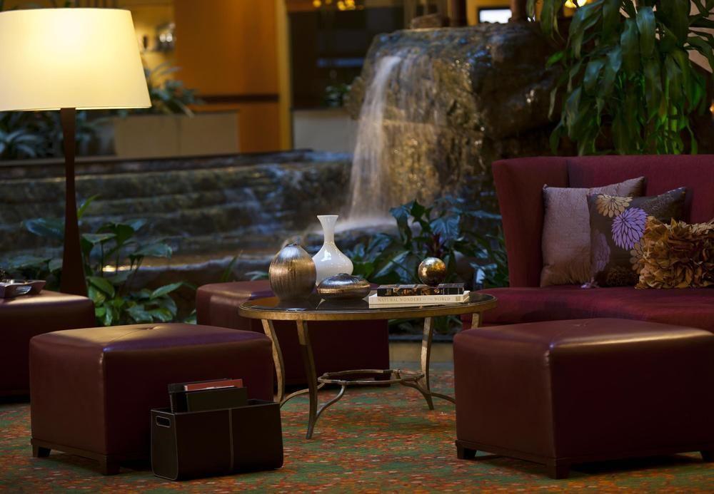 Wyndham Grand Downtown Hotel 4*