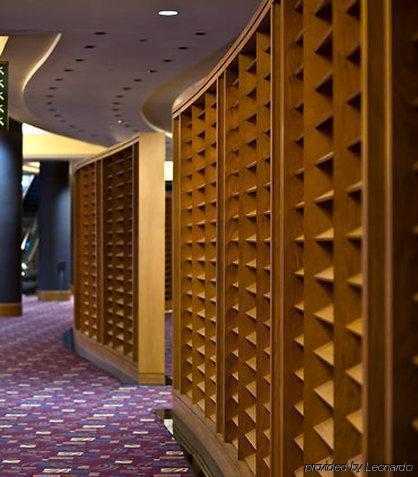 Wyndham Grand Downtown Hotel 4*